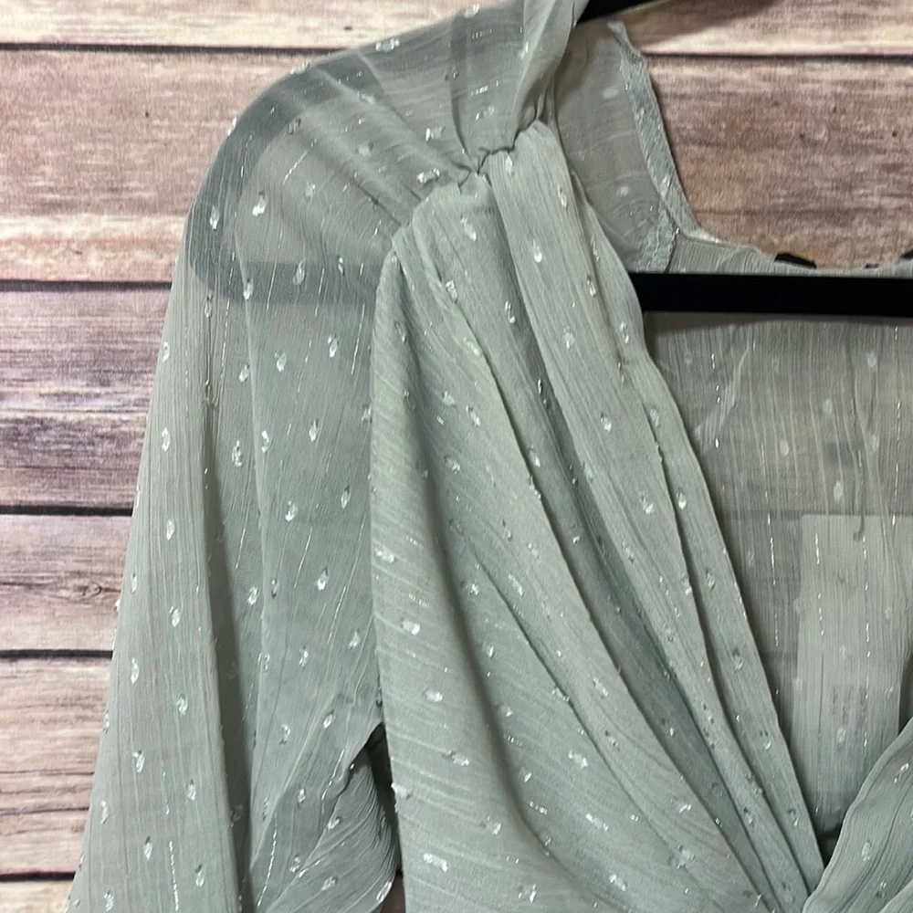 Strut & Bolt Sage Green Swiss Dot Top Size M NWT B0